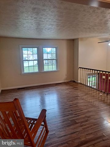 10306 QUEEN ELIZABETH DR, Upper Marlboro, MD 20772