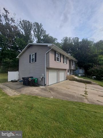 10306 QUEEN ELIZABETH DR, Upper Marlboro, MD 20772