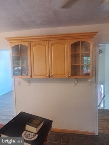 10306 QUEEN ELIZABETH DR, Upper Marlboro, MD 20772