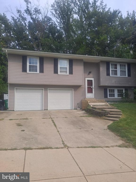 10306 QUEEN ELIZABETH DR, Upper Marlboro, MD 20772
