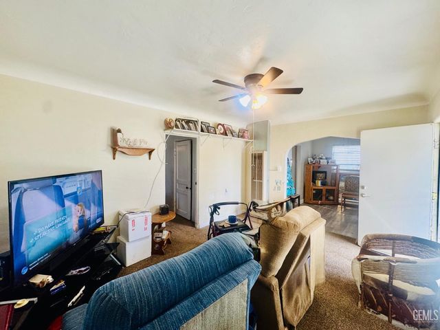 508 Beardsley Avenue, Bakersfield, CA 93308