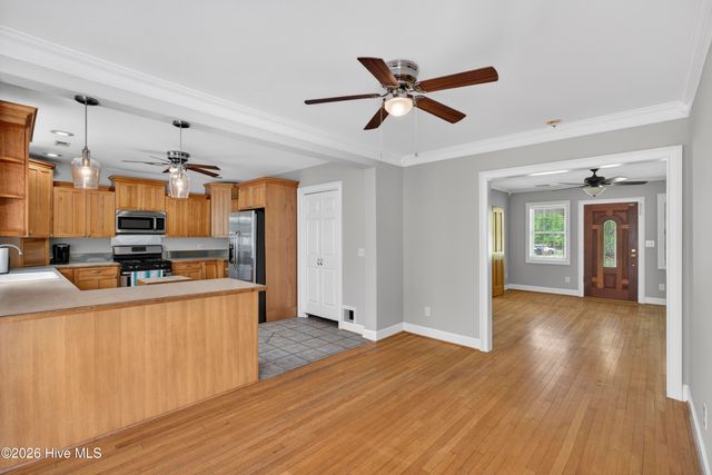 575 Island Creek Road, Rocky Point, NC 28457