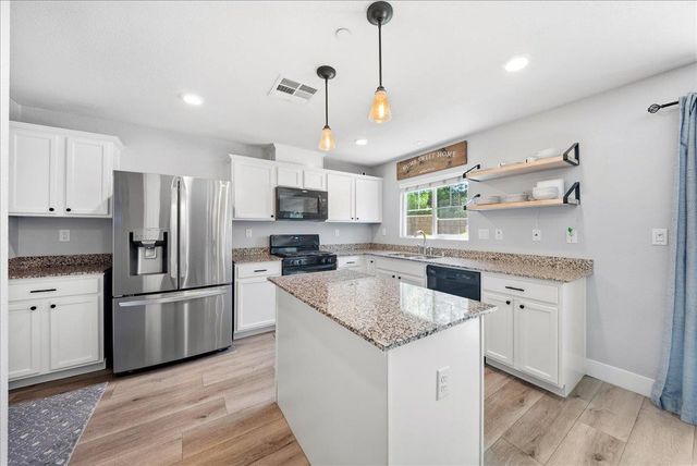 4325 Gentry Way, Rocklin, CA 95677