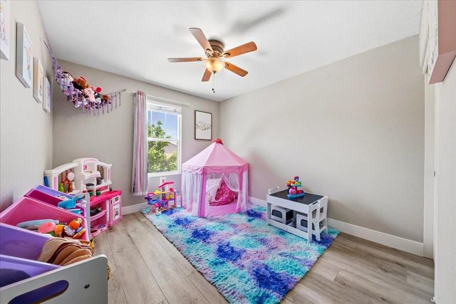 4325 Gentry Way, Rocklin, CA 95677