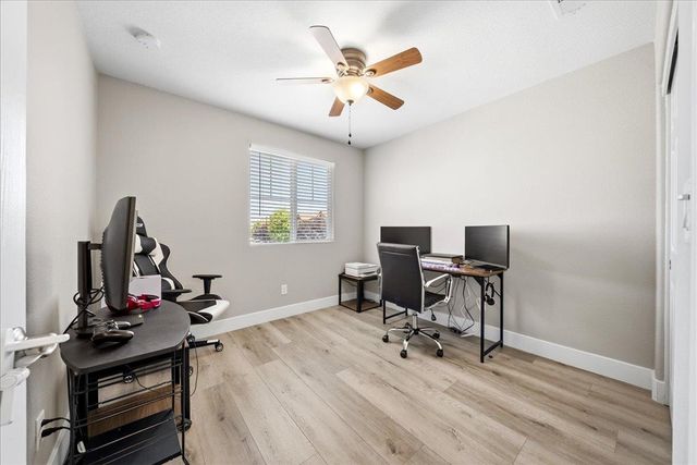 4325 Gentry Way, Rocklin, CA 95677