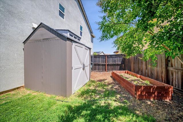 4325 Gentry Way, Rocklin, CA 95677