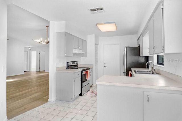 4949 PLEASANT HOLLOW TRAIL 211, Lakeland, FL 33811