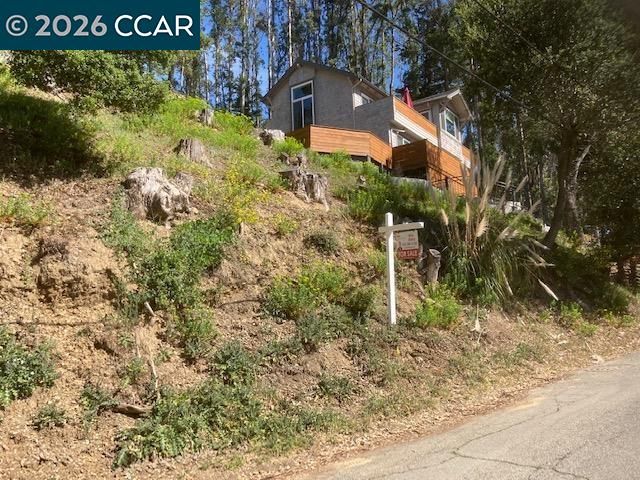 0000 Woodrow Drive, Oakland, CA 94611