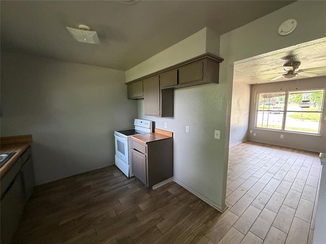 1500 McDonald Drive, Midwest City, OK 73130