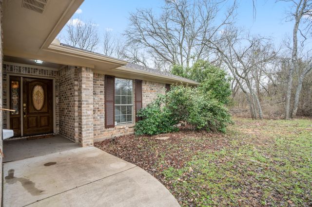 12213 Rolling Oaks Drive, Whitney, TX 76692