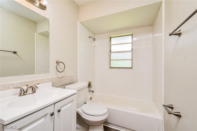 18608 Sebring RD, Fort Myers, FL 33967