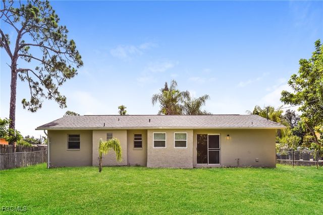 18608 Sebring RD, Fort Myers, FL 33967