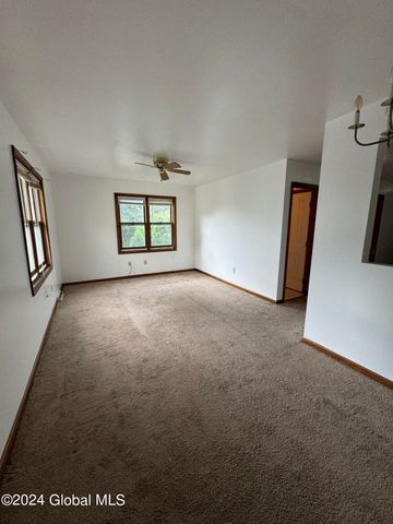 460 Washington Avenue 4, Albany, NY 12203