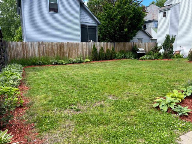 111 Central Street, Brattleboro, VT 05301