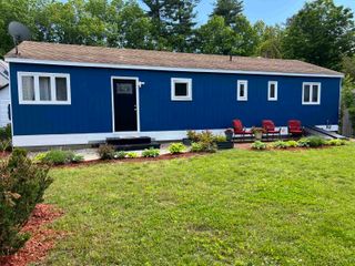 111 Central Street, Brattleboro, VT 05301