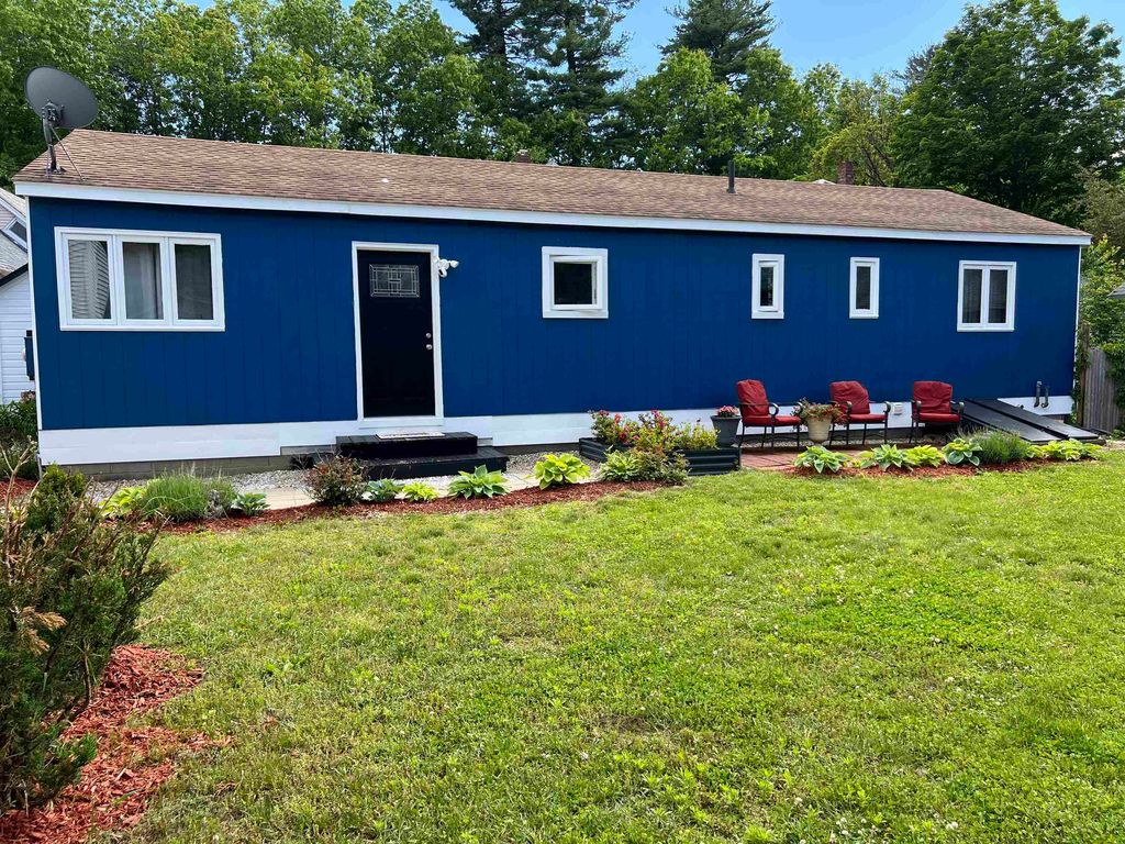 111 Central Street, Brattleboro, VT 05301