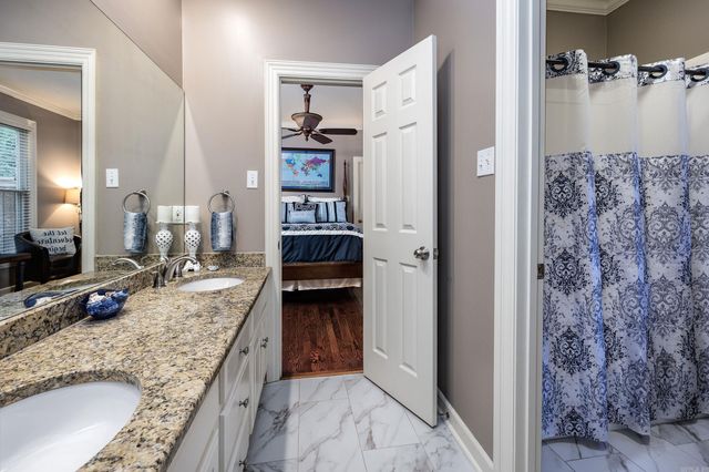 6 Piney Lane, Little Rock, AR 72223