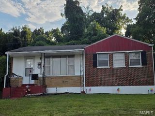 7312 Esterbrook Drive, Jennings, MO 63136
