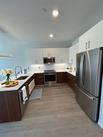 148 Old Post Road 220, Sharon, MA 02067