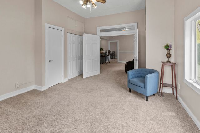 129 S 8TH Street, Council Bluffs, IA 51501