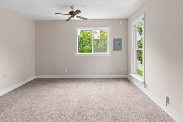 129 S 8TH Street, Council Bluffs, IA 51501