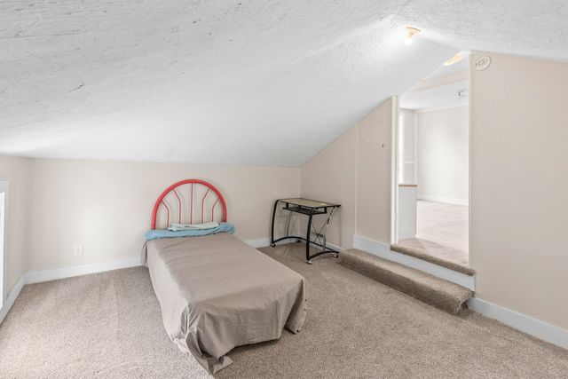 129 S 8TH Street, Council Bluffs, IA 51501