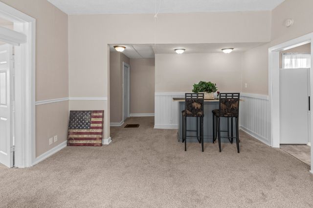 129 S 8TH Street, Council Bluffs, IA 51501