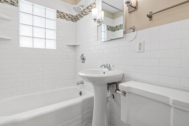 4420 Arthur Street NE, Columbia Heights, MN 55421