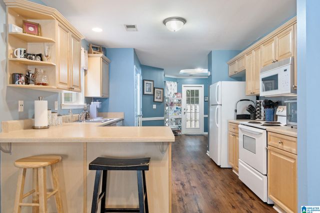 160 HAYESBURY LANE, Pelham, AL 35124