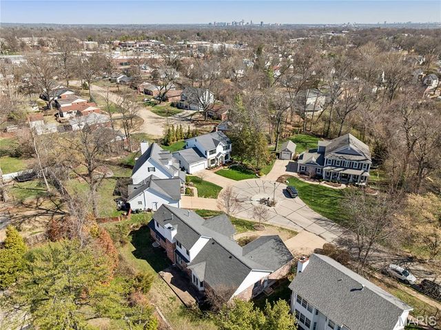 917 Oak Glen Manor Court, Kirkwood, MO 63122