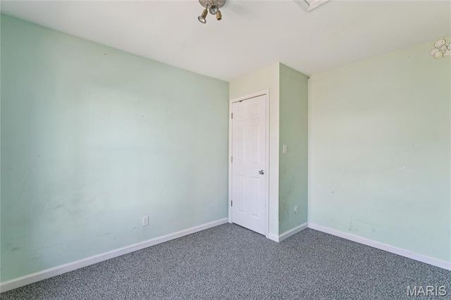 917 Oak Glen Manor Court, Kirkwood, MO 63122