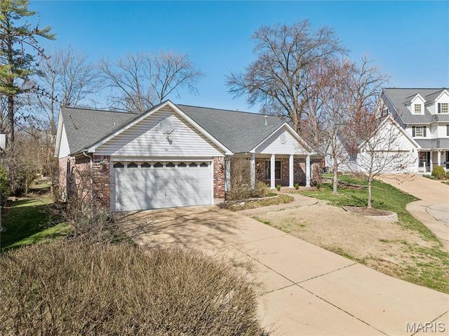 917 Oak Glen Manor Court, Kirkwood, MO 63122