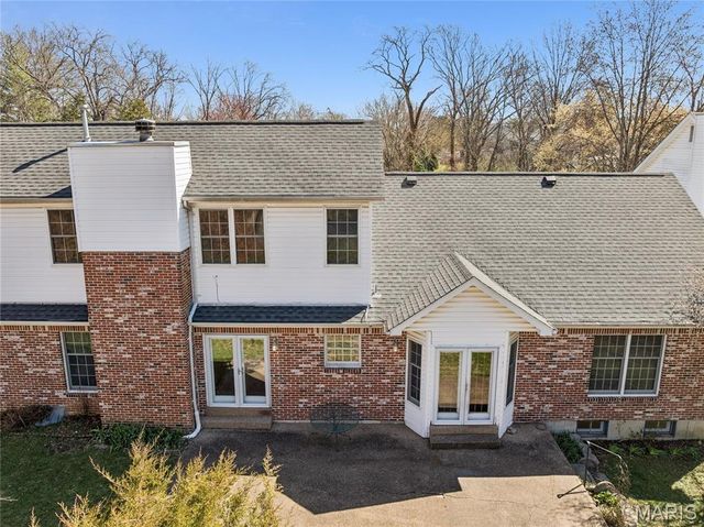 917 Oak Glen Manor Court, Kirkwood, MO 63122