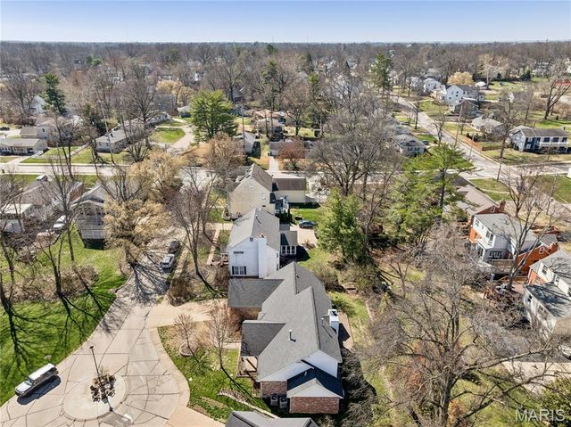 917 Oak Glen Manor Court, Kirkwood, MO 63122