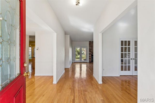 917 Oak Glen Manor Court, Kirkwood, MO 63122