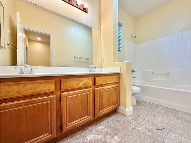 31165 Hidden Lake Road, Murrieta, CA 92563