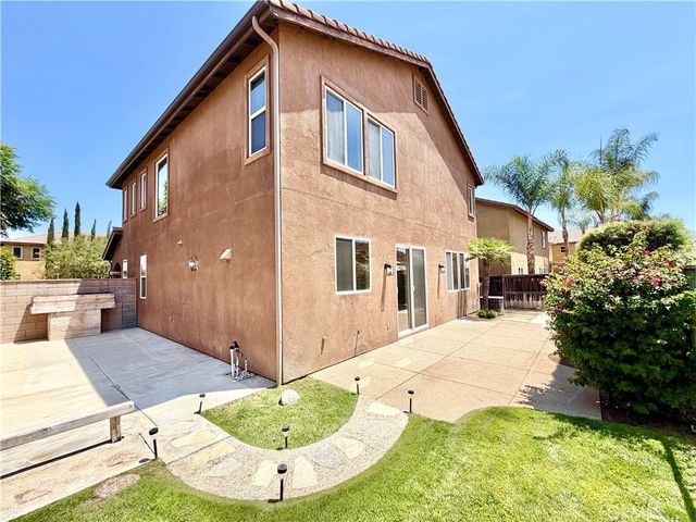 31165 Hidden Lake Road, Murrieta, CA 92563