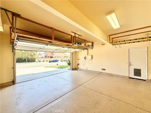 31165 Hidden Lake Road, Murrieta, CA 92563
