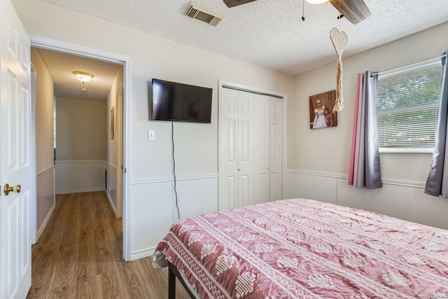 313 PR 6430, Hondo, TX 78861