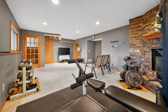 1309 86th Avenue N, Brooklyn Park, MN 55444