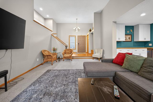 1309 86th Avenue N, Brooklyn Park, MN 55444