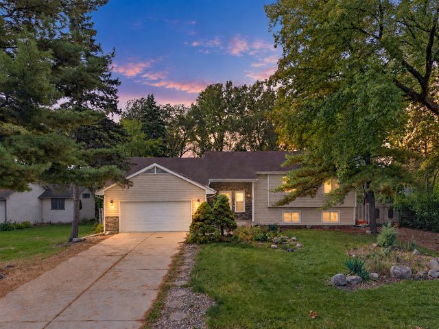 1309 86th Avenue N, Brooklyn Park, MN 55444