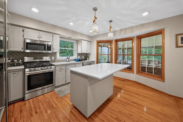 1309 86th Avenue N, Brooklyn Park, MN 55444
