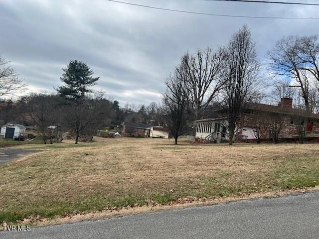 1682 Randich Drive, Kingsport, TN 37660