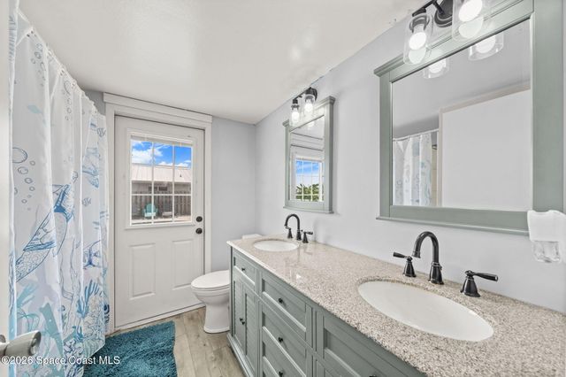 158 Via De La Reina, Merritt Island, FL 32953