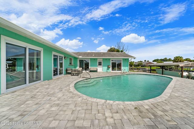 158 Via De La Reina, Merritt Island, FL 32953