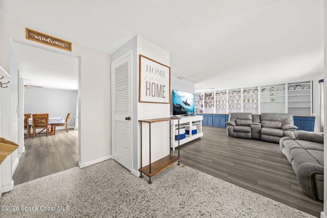 158 Via De La Reina, Merritt Island, FL 32953