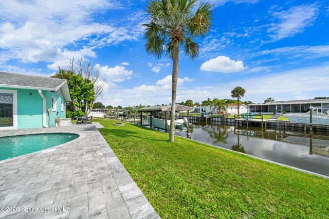 158 Via De La Reina, Merritt Island, FL 32953
