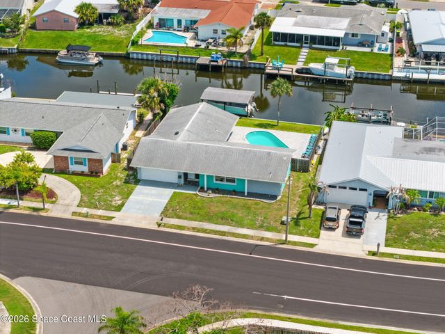 158 Via De La Reina, Merritt Island, FL 32953