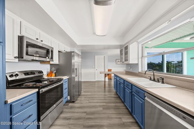 158 Via De La Reina, Merritt Island, FL 32953